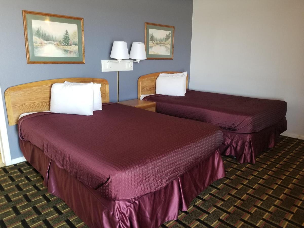 Americas Best Value Inn Belleville Bagian luar foto